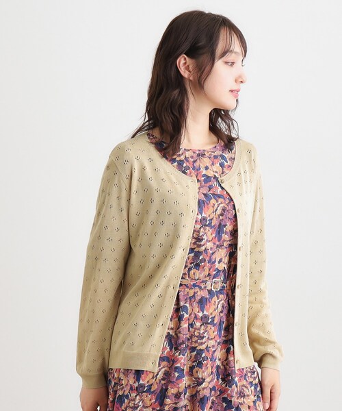 LAURA ASHLEY(ローラアシュレイ)の「【人気デザイン!アイレット入り】カーディガン(カーディガン/ボレロ・レディース・チャコールグレー/ライトグレー系9/ピンク系・38/40)」の4枚目の写真