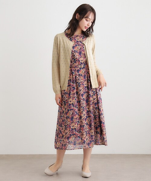 LAURA ASHLEY(ローラアシュレイ)の「【人気デザイン!アイレット入り】カーディガン(カーディガン/ボレロ・レディース・チャコールグレー/ライトグレー系9/ピンク系・38/40)」の5枚目の写真