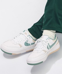 ナイキ NIKE ナイキ ガンマ フォース