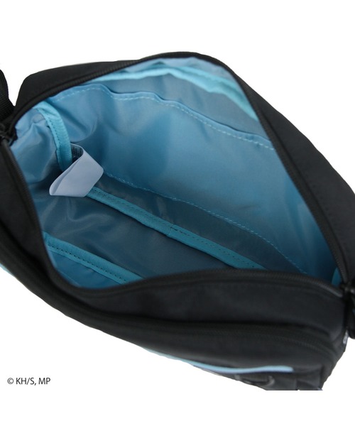 OUTDOOR PRODUCTS(アウトドアプロダクツ)の「【僕のヒーローアカデミア×OUTDOOR PRODUCTS】 缶バッチ付き横型ショルダー(ショルダーバッグ・レディース・スカイブルー/グレー/ターコイズブルー/オレンジ・FREE)」の12枚目の写真