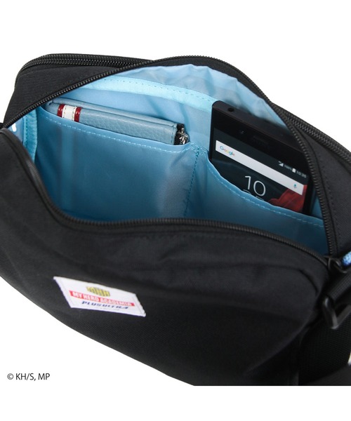 OUTDOOR PRODUCTS(アウトドアプロダクツ)の「【僕のヒーローアカデミア×OUTDOOR PRODUCTS】 缶バッチ付き横型ショルダー(ショルダーバッグ・レディース・スカイブルー/グレー/ターコイズブルー/オレンジ・FREE)」の14枚目の写真