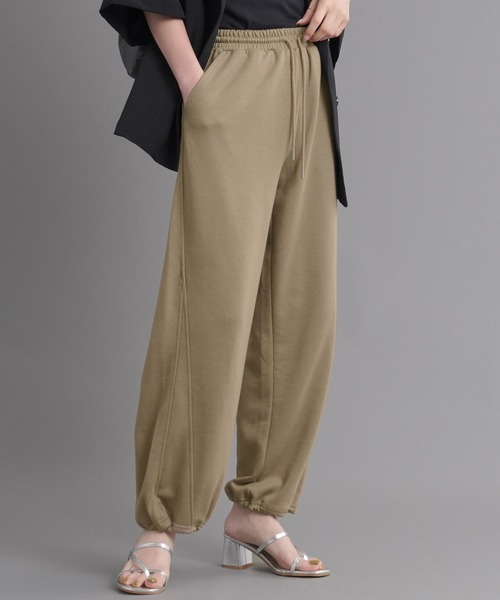 laulea(ラウレア)の「吸水速乾裏毛バレルレッグ(その他パンツ・レディース・キナリ/モカ/ブラック/グレー・S/L/M)」の12枚目の写真