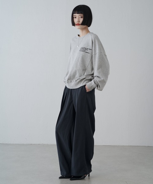 MAY企画/ユニセックス】ワンポイントロゴ刺繍クルーネックスウェット