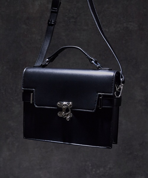 ADRER（アドラー）の「Metal Chain Shoulder Bag  - 4way - / メタルチェーンショルダーバッグ（ショルダーバッグ・メンズ・ブラック・FREE）」の4枚目の写真