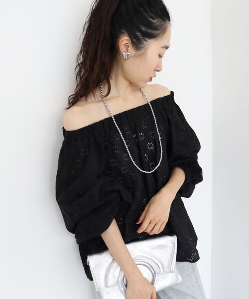 le.coeur blanc(ルクールブラン)の「レースオフショルブラウス(シャツ/ブラウス・レディース・ブラック/オフホワイト・38)」の8枚目の写真