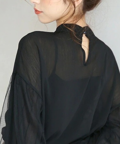 cammie(キャミー)の「レースボリュームスリーブトップス(シャツ/ブラウス・レディース・ブラック/ホワイト/ピンク・F)」の4枚目の写真