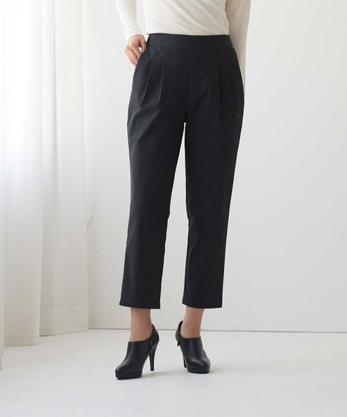 Tuche(トゥシェ)の「Tuche/トゥシェ テーパードパンツ レーヨン混微起毛 ストレッチ アンクル丈(その他パンツ・レディース・ブラック/オフホワイト/チャコールグレー/ダークネイビー・X-LARGE/MEDIUM/LARGE)」の5枚目の写真