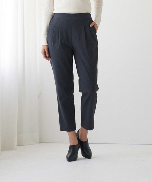 Tuche(トゥシェ)の「Tuche/トゥシェ テーパードパンツ レーヨン混微起毛 ストレッチ アンクル丈(その他パンツ・レディース・ブラック/オフホワイト/チャコールグレー/ダークネイビー・X-LARGE/MEDIUM/LARGE)」の7枚目の写真