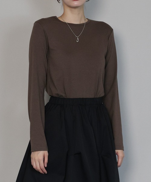J by blue(ジェイバイブルー)の「《新色追加》クルーネックTシャツ(Tシャツ/カットソー・レディース・ブラック/ブラウン/アイボリー/グレー/ブルー/グリーン・MEDIUM)」の21枚目の写真