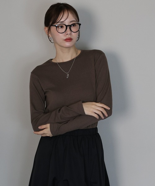 J by blue(ジェイバイブルー)の「《新色追加》クルーネックTシャツ(Tシャツ/カットソー・レディース・ブラック/ブラウン/アイボリー/グレー/ブルー/グリーン・MEDIUM)」の17枚目の写真