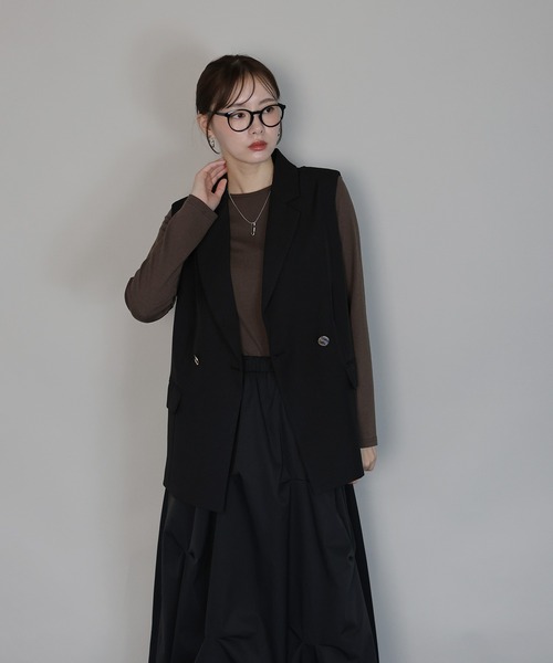 J by blue(ジェイバイブルー)の「《新色追加》クルーネックTシャツ(Tシャツ/カットソー・レディース・ブラック/ブラウン/アイボリー/グレー/ブルー/グリーン・MEDIUM)」の19枚目の写真