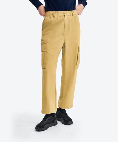 AIGLE（エーグル）の「撥水 ストレッチナイロンカーゴパンツ（カーゴパンツ・レディース・ベージュ/モスグリーン・38/36）」の2枚目の写真