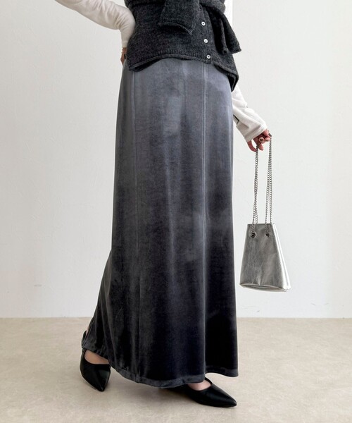 fredy emue（フレディエミュ）の「ベロアタイトスカート（スカート・レディース・ベージュ/グレー・38/36）」の17枚目の写真
