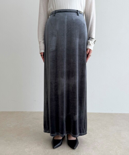 fredy emue（フレディエミュ）の「ベロアタイトスカート（スカート・レディース・ベージュ/グレー・38/36）」の19枚目の写真