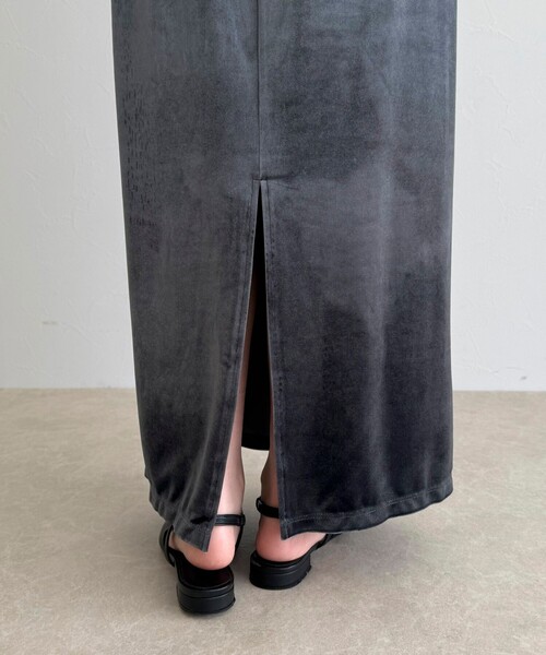 fredy emue（フレディエミュ）の「ベロアタイトスカート（スカート・レディース・ベージュ/グレー・38/36）」の22枚目の写真