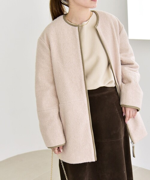 quaranciel(カランシエル)の「quaranciel: ノーカラー パイピング ジップ コート(ノーカラーコート・レディース・ベージュ/ブラック・ONE SIZE)」の11枚目の写真