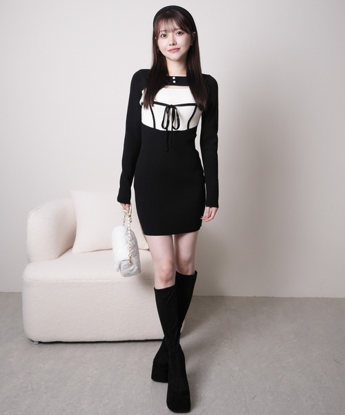 デコルテオープンバイカラーリボンニットワンピース（ワンピース