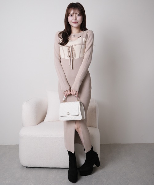 デコルテオープンバイカラーリボンニットワンピース（ワンピース