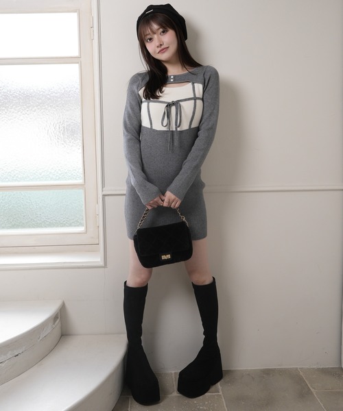 デコルテオープンバイカラーリボンニットワンピース（ワンピース