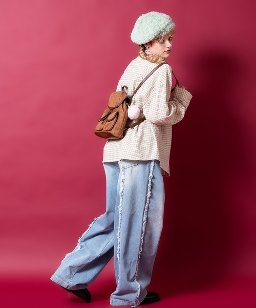 an meets zakka(アンミツザッカ)の「an meets zakka スエード合成皮革レトロミニリュックサック(バックパック/リュック・レディース・ブラック/グレー/モカ・ONESIZE)」の8枚目の写真