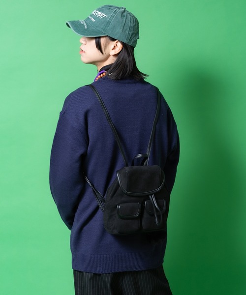 an meets zakka(アンミツザッカ)の「an meets zakka スエード合成皮革レトロミニリュックサック(バックパック/リュック・レディース・ブラック/グレー/モカ・ONESIZE)」の10枚目の写真