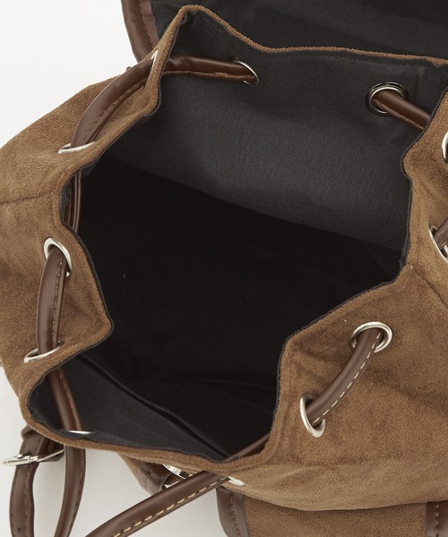 an meets zakka(アンミツザッカ)の「an meets zakka スエード合成皮革レトロミニリュックサック(バックパック/リュック・レディース・ブラック/グレー/モカ・ONESIZE)」の14枚目の写真