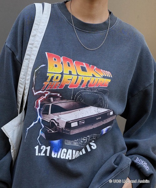 MONO-MART(モノマート)の「【BACK TO THE FUTURE / JAWS 】別注 バック・トゥ・ザ・フューチャー ジョーズ ピグメント加工 ヴィンテージライク ビッグシルエット スウェット プルオーバー(スウェット・レディース・オートミール/ブラック/グレー系/ブラック系/ネイビー・M/L)」の15枚目の写真