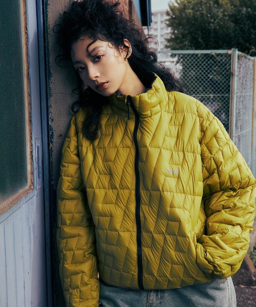 HUF（ハフ）の「HUF X TAION CASCADE PACKABLE DOWN JACKET（ブルゾン・メンズ・パープル系その他/イエロー系その他/ブラック/ストーン・S/XXL/XL/L/M）」の4枚目の写真