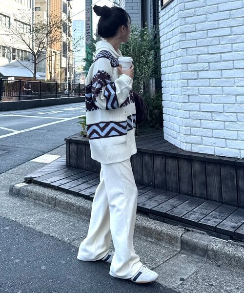 WILLOW(ウィロー)の「【willow】ストレッチコーデュロイパンツ(その他パンツ・レディース・ブラウン/オフホワイト・MEDIUM/SMALL)」の6枚目の写真