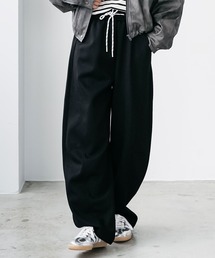 mili an deni（ミリアンデニ）の「スウェットカーブパンツ（スウェットパンツ）」