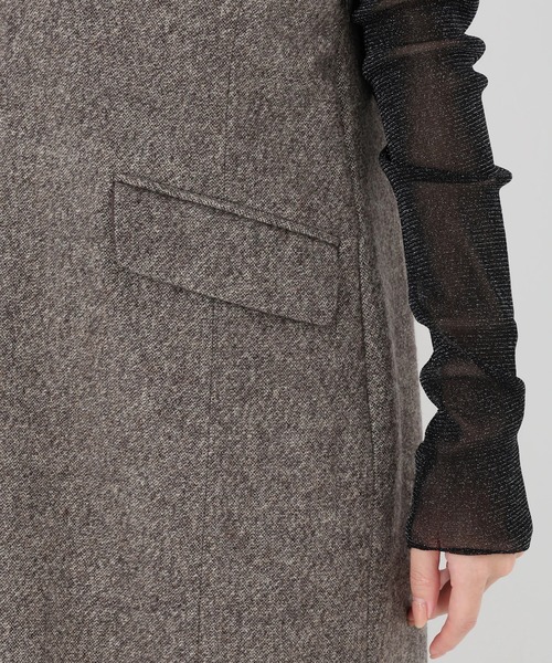 STRAWBERRY-FIELDS(ストロベリーフィールズ)の「ホームスパンラメツイード_Vネックジャンパースカート(ジャンパースカート・レディース・ブラック/ライトグレー/ダークブラウン・2)」の5枚目の写真