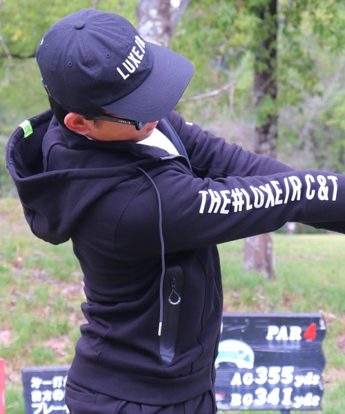 LUXE/R GOLF(ラグジュ ゴルフ)の「(RM)【LUXE/R GOLF】スウェット×フリース スタンド ZIPパーカー(パーカー・メンズ・ブラック/ライトグレー/オフホワイト・M/L/XL)」の1枚目の写真