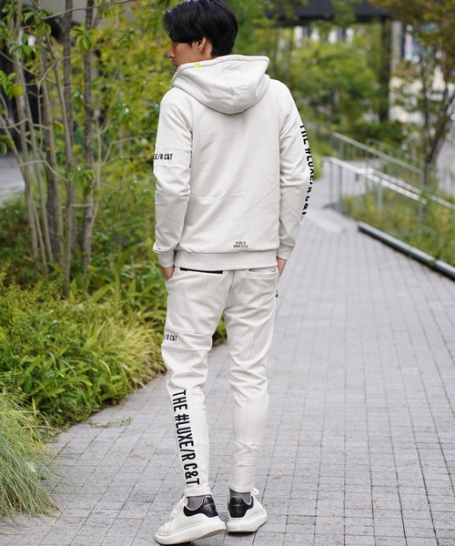 LUXE/R GOLF(ラグジュ ゴルフ)の「(RM)【LUXE/R GOLF】スウェット×フリース スタンド ZIPパーカー(パーカー・メンズ・ブラック/ライトグレー/オフホワイト・M/L/XL)」の14枚目の写真