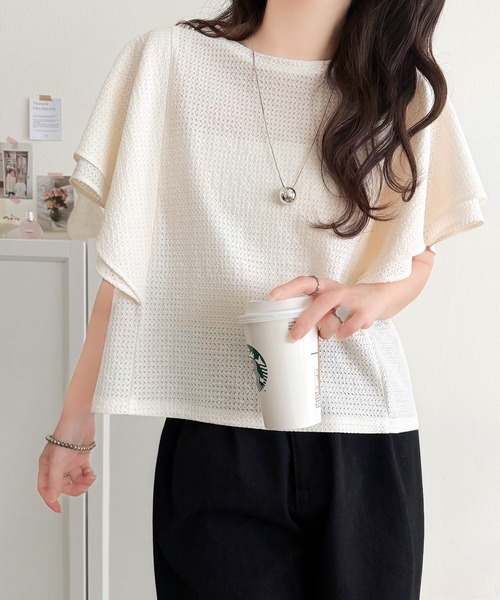 classicalelf（クラシカルエルフ）の「一枚で“きれい可愛い”が完成！レースジャガードフリルスリーブTシャツ（Tシャツ/カットソー・レディース・ブラック/グレイッシュベージュ/アイボリー・LARGE/MEDIUM/SMALL/X-LARGE）」の14枚目の写真