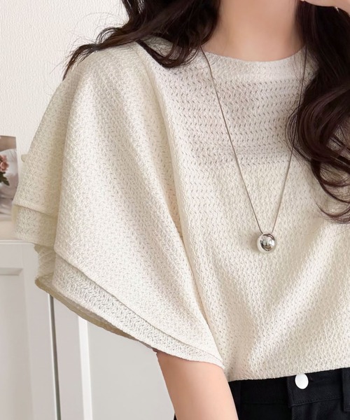 classicalelf（クラシカルエルフ）の「一枚で“きれい可愛い”が完成！レースジャガードフリルスリーブTシャツ（Tシャツ/カットソー・レディース・ブラック/グレイッシュベージュ/アイボリー・LARGE/MEDIUM/SMALL/X-LARGE）」の6枚目の写真