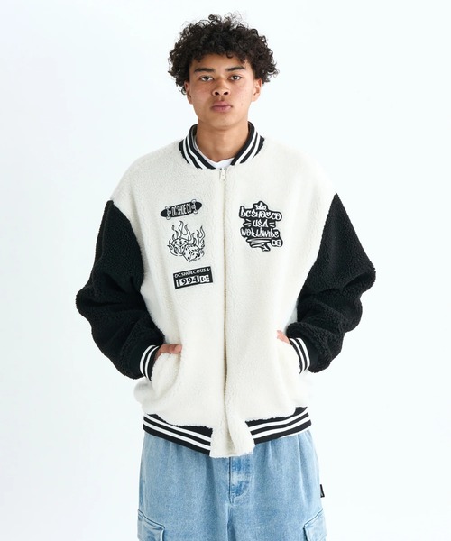 DC SHOES(ディーシーシューズ)の「25 REVERSIBLE STAND/DCリバーシブルボアスタンドブルゾン(その他アウター・メンズ・ホワイト×ブラック/ベージュ系その他/ブラック×ホワイト・X-LARGE/SMALL/LARGE/MEDIUM)」の1枚目の写真