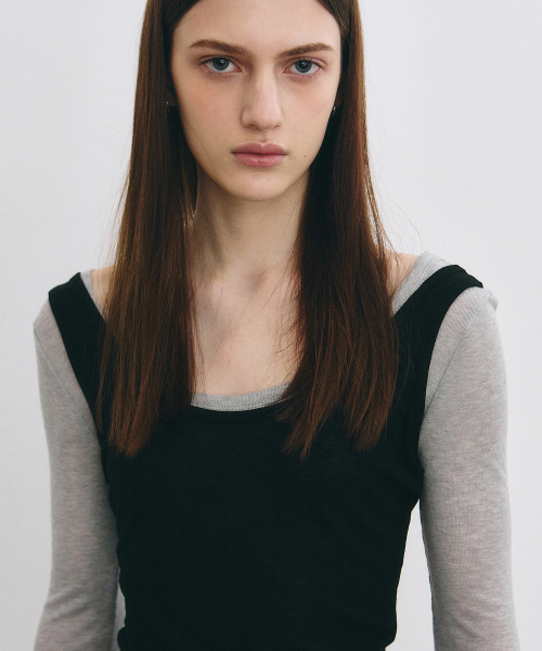 NICK&NICOLE(ニックアンドニコール)の「NICOLE MINIMAL LABEL SLEEVELESS_BLACK(Tシャツ/カットソー・レディース・その他・FREE)」の2枚目の写真