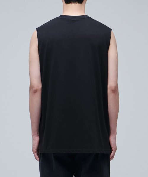 MUSINSA STANDARD（ムシンサスタンダード）の「[クールタンダード] リラックスドスリーブレストップ [ブラック]（Tシャツ/カットソー・メンズ・その他・LARGE/X-LARGE/SMALL/MEDIUM/XXX-LARGE/XX-LARGE）」の3枚目の写真