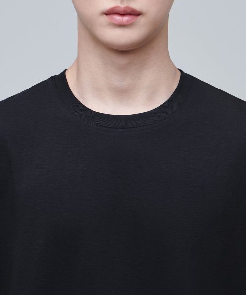 MUSINSA STANDARD（ムシンサスタンダード）の「[クールタンダード] リラックスドスリーブレストップ [ブラック]（Tシャツ/カットソー・メンズ・その他・LARGE/X-LARGE/SMALL/MEDIUM/XXX-LARGE/XX-LARGE）」の4枚目の写真