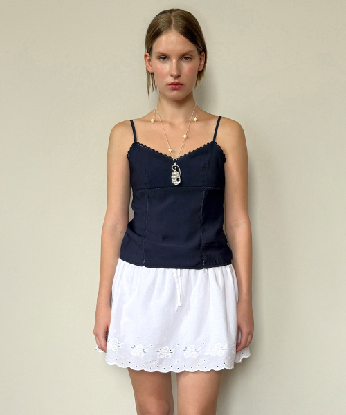 SINOON(シヌーン)の「V-Neck Lace Silky Sleeveless (Navy)(Tシャツ/カットソー・レディース・ネイビー・FREE)」の1枚目の写真