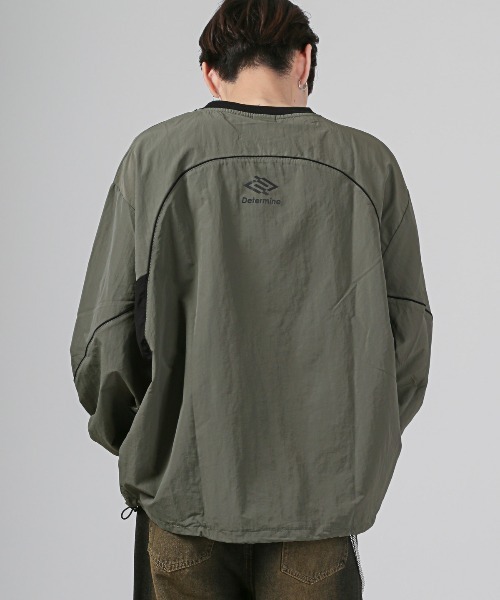 LUXSTYLE(ラグスタイル)の「バルーンスリーブ切替ナイロンプルオーバー(Tシャツ/カットソー・メンズ・ブラック/カーキ/ベージュ・M/L/XL)」の8枚目の写真