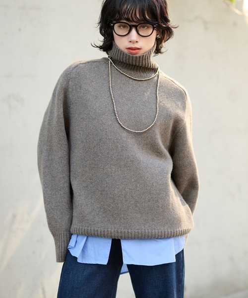 LAULEN(ローレン)の「wool high neck oversize knit / ウールハイネックオーバーサイズニットプルオーバー(ニット/セーター・レディース・チャコールグレー/ブラック/オートミール/ベージュ/レッド・FREE)」の9枚目の写真