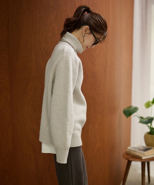 LAULEN(ローレン)の「wool high neck oversize knit / ウールハイネックオーバーサイズニットプルオーバー(ニット/セーター・レディース・チャコールグレー/ブラック/オートミール/ベージュ/レッド・FREE)」の19枚目の写真