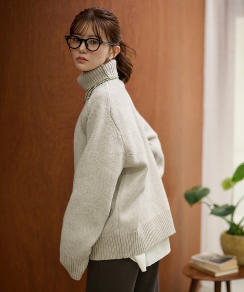 LAULEN(ローレン)の「wool high neck oversize knit / ウールハイネックオーバーサイズニットプルオーバー(ニット/セーター・レディース・チャコールグレー/ブラック/オートミール/ベージュ/レッド・FREE)」の21枚目の写真