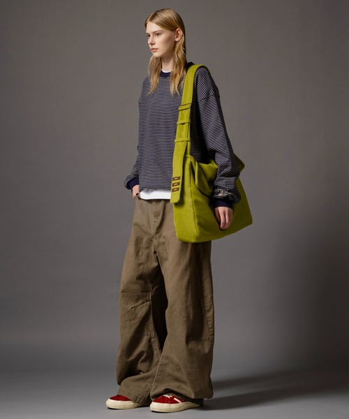 CIVVY.（シヴィ―）の「Felt Shoulder Bag - フェルトショルダーバッグ -（ショルダーバッグ・メンズ・ブラック/グリーン・FREE）」の13枚目の写真