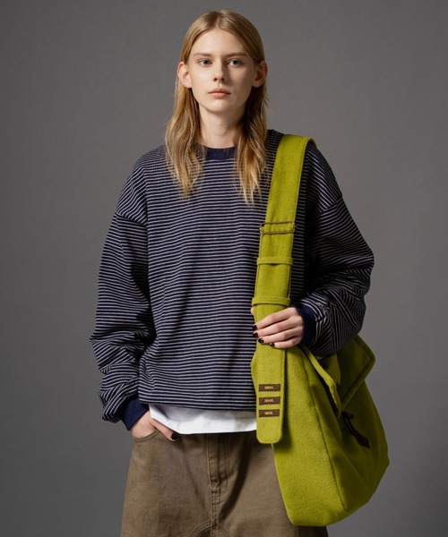 CIVVY.（シヴィ―）の「Felt Shoulder Bag - フェルトショルダーバッグ -（ショルダーバッグ・メンズ・ブラック/グリーン・FREE）」の8枚目の写真