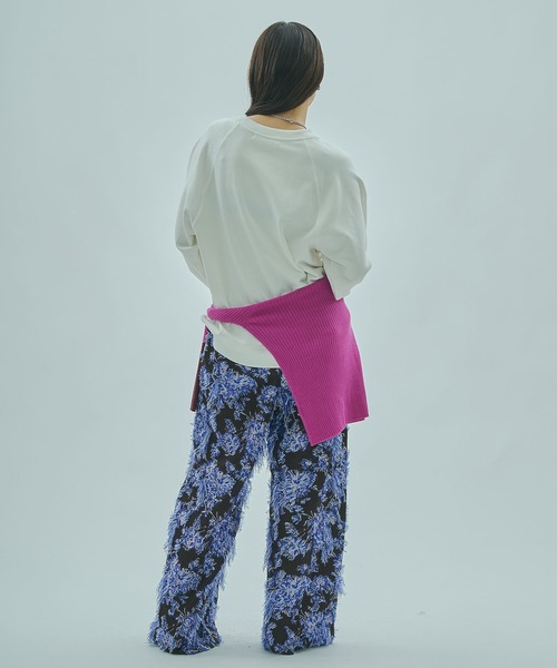 ROSE BUD(ローズバッド)の「(mag.by c)ROSE PRINT L/S SWEAT(スウェット・レディース・ホワイト/グレー・ONE SIZE)」の8枚目の写真