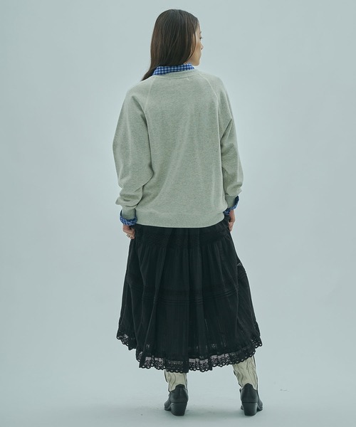 ROSE BUD(ローズバッド)の「(mag.by c)ROSE PRINT L/S SWEAT(スウェット・レディース・ホワイト/グレー・ONE SIZE)」の16枚目の写真