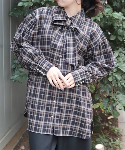 axes femme(アクシーズファム)の「ボリューム袖リボンシャツ(シャツ/ブラウス・レディース・ダークグリーン/ホワイト/ブラウン・FREE)」の3枚目の写真