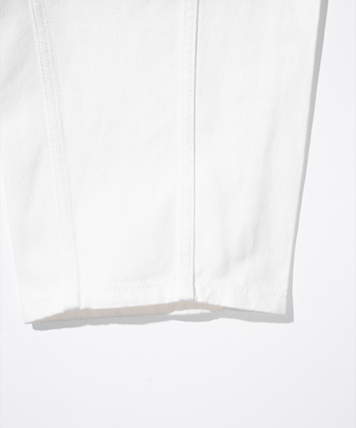MASSNOUN(マスノウン)の「CURVED BALLOON DENIM MFHJP001-WT(デニムパンツ・レディース・その他・LARGE/MEDIUM/X-LARGE)」の8枚目の写真
